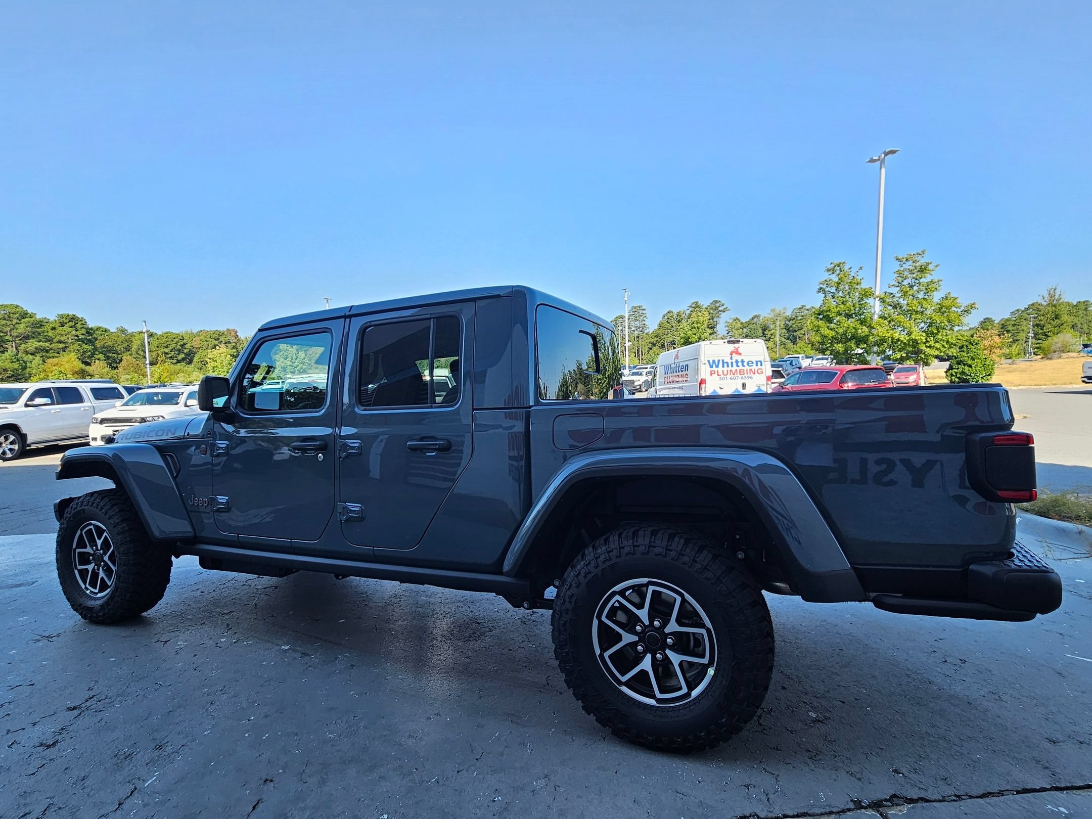 New 2026 Anvil Clear-Coat Exterior Paint Jeep Rubicon X image 5