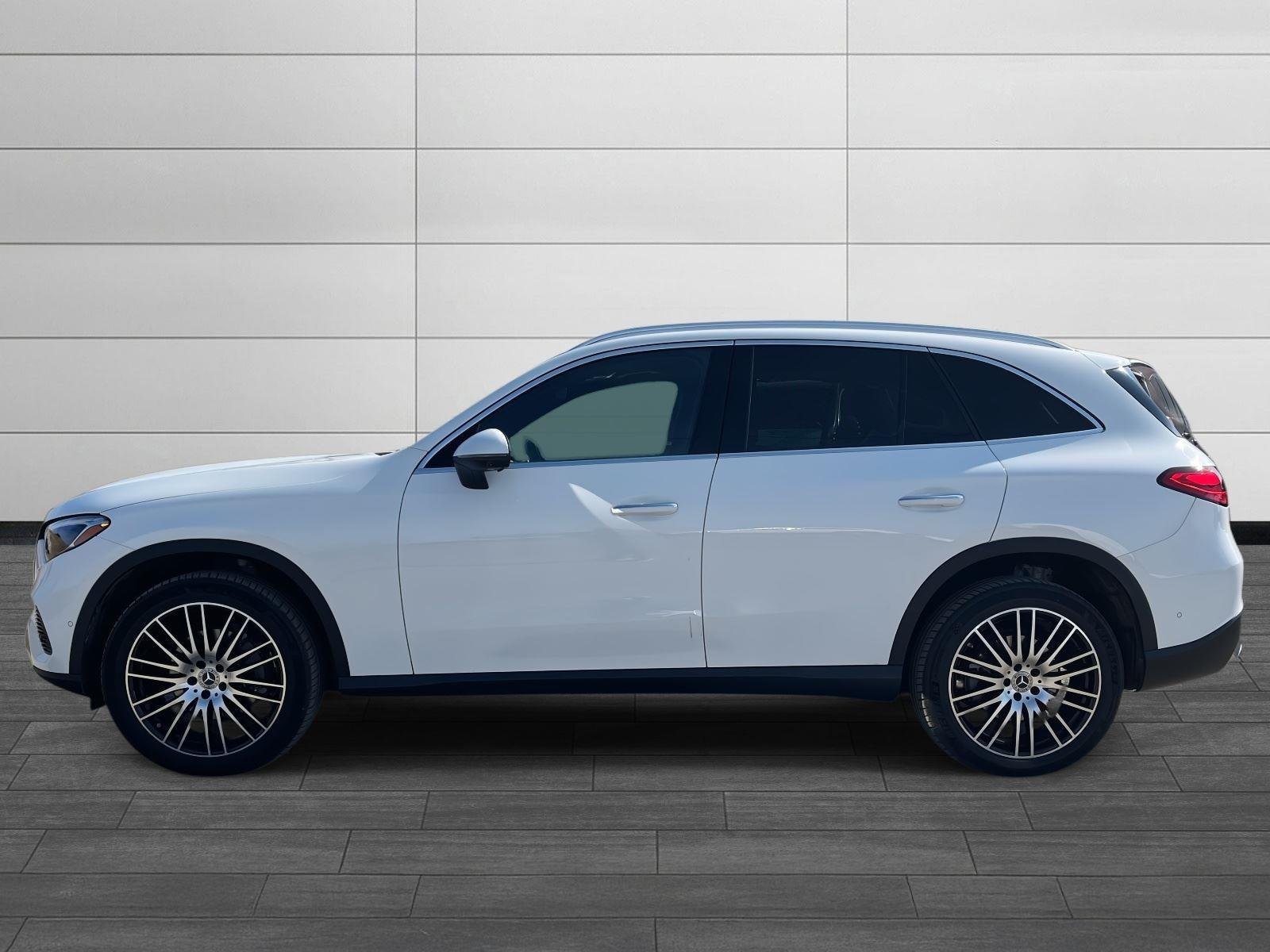 Used 2026 WHITE Mercedes-Benz GLC 300 image 6