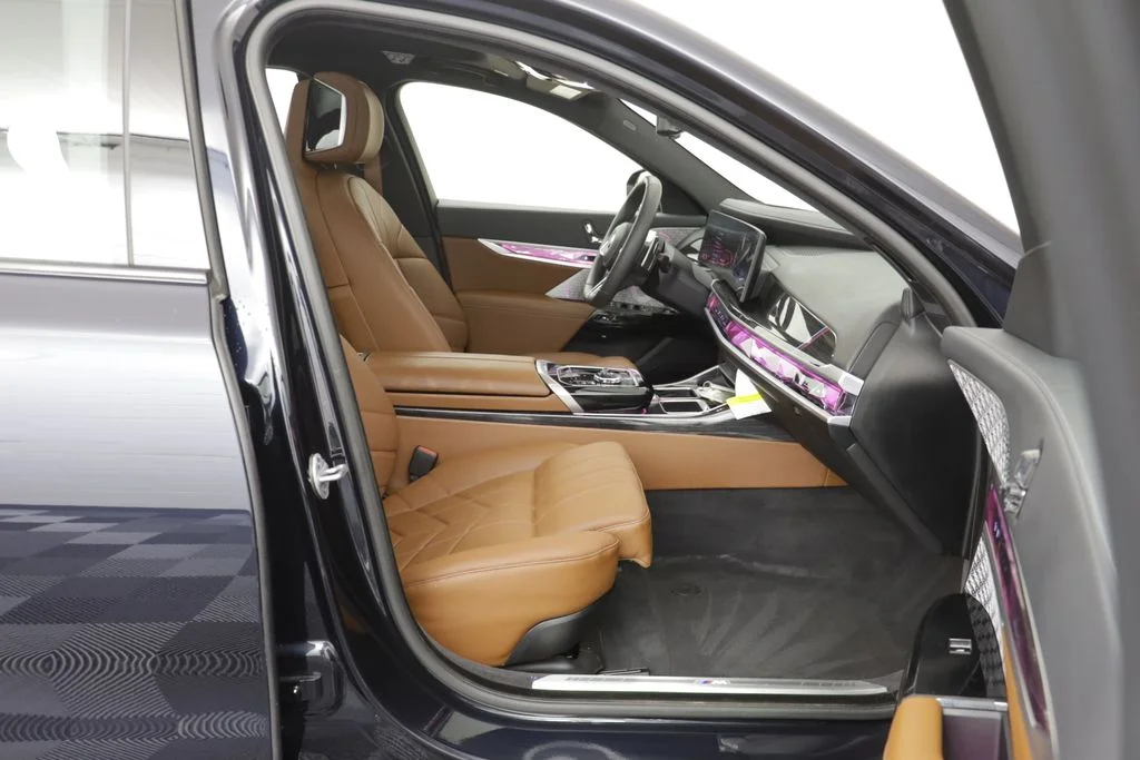 Certified Used 2026 Black BMW 750e xDrive image 22