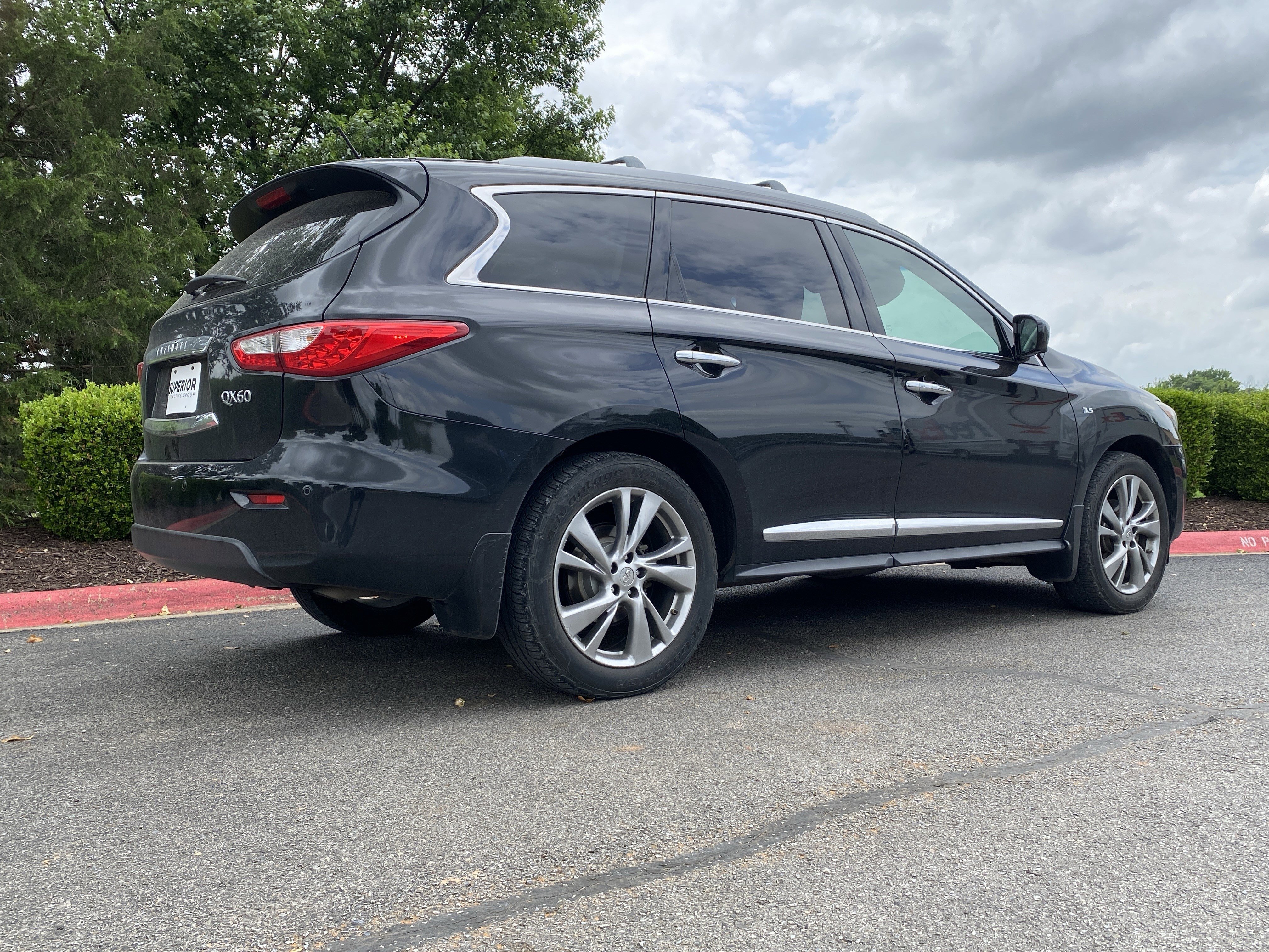 フィフィアンドロメオ　カシミヤ　ブラック　used美品　Mサイズ Pre-Owned 2015 INFINITI QX60 Premium Plus Sport Utility in