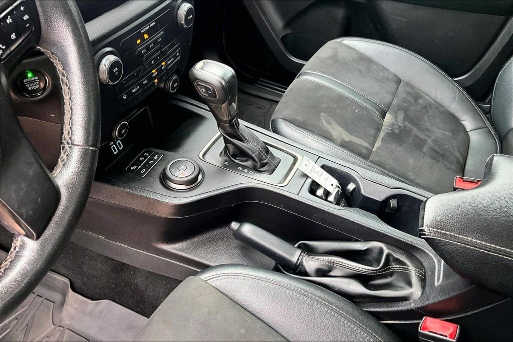Used 2021 Blue Ford Lariat image 14