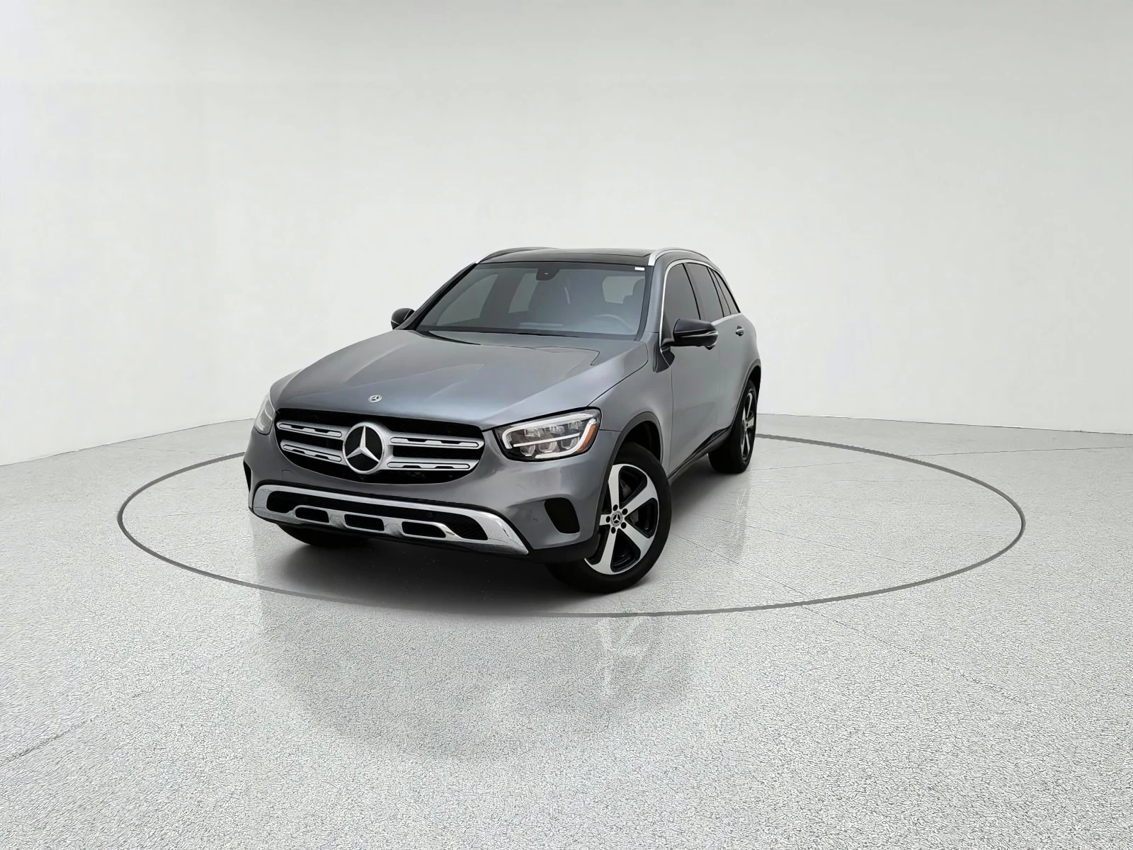 Used 2020 Selenite Grey Metallic Mercedes-Benz GLC 300 image 2