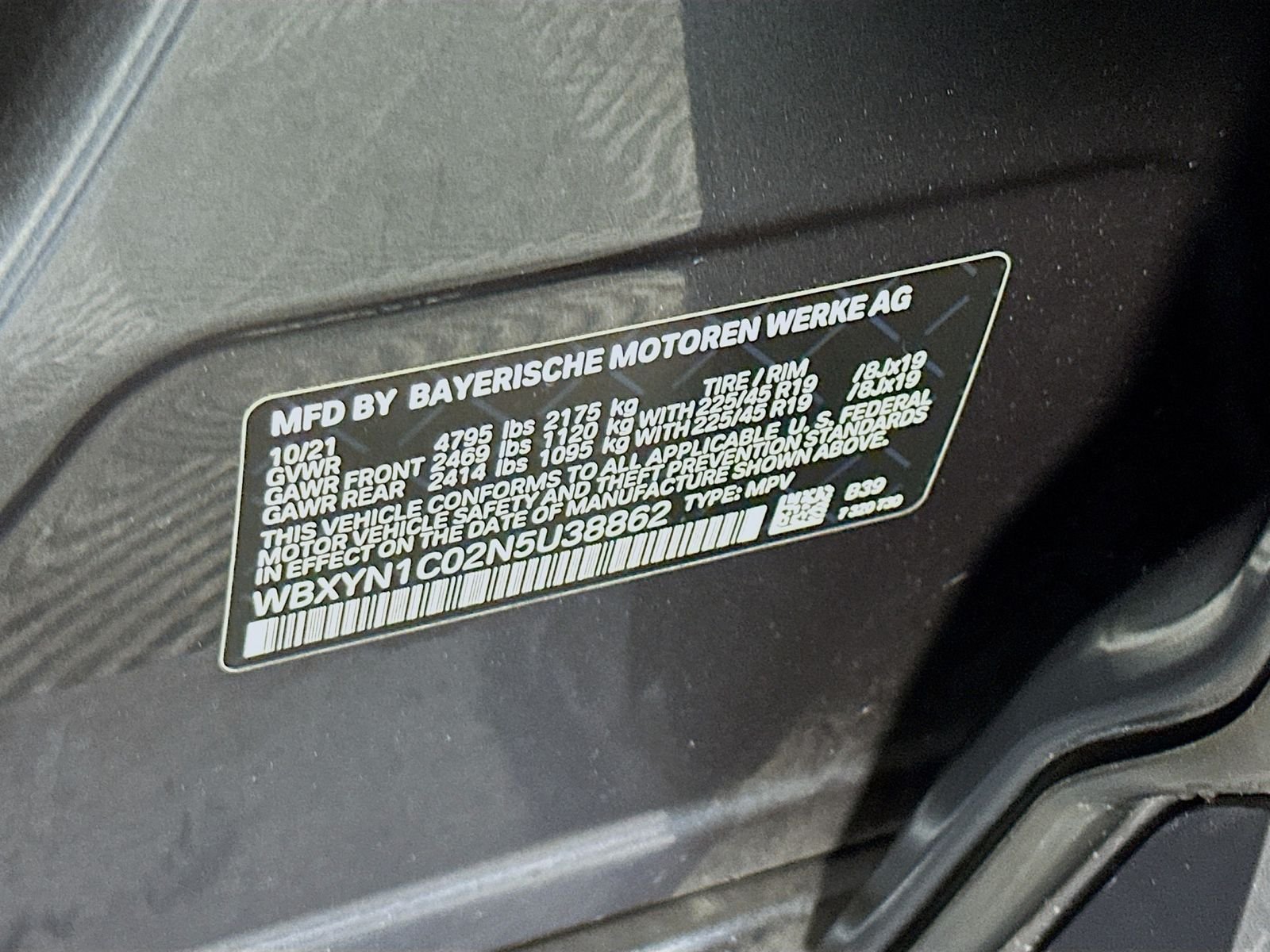 Used 2022 Mineral Grey Metallic BMW M35i image 32