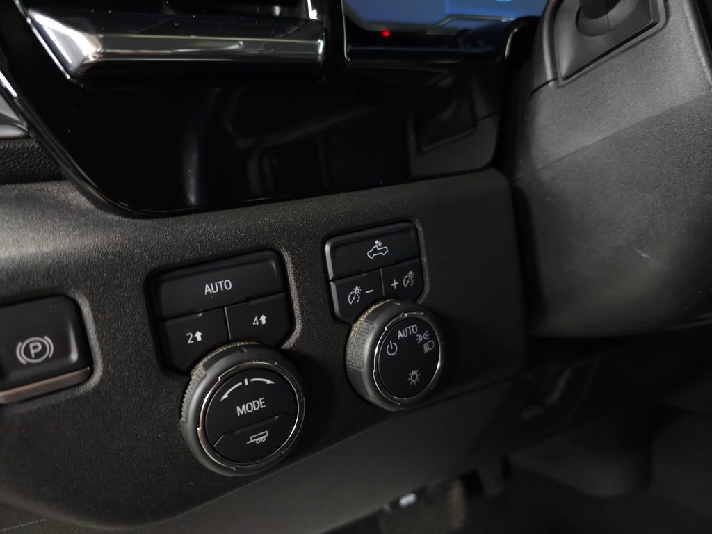 Used 2023 Sterling Gray Metallic Chevrolet LT (2FL) image 16