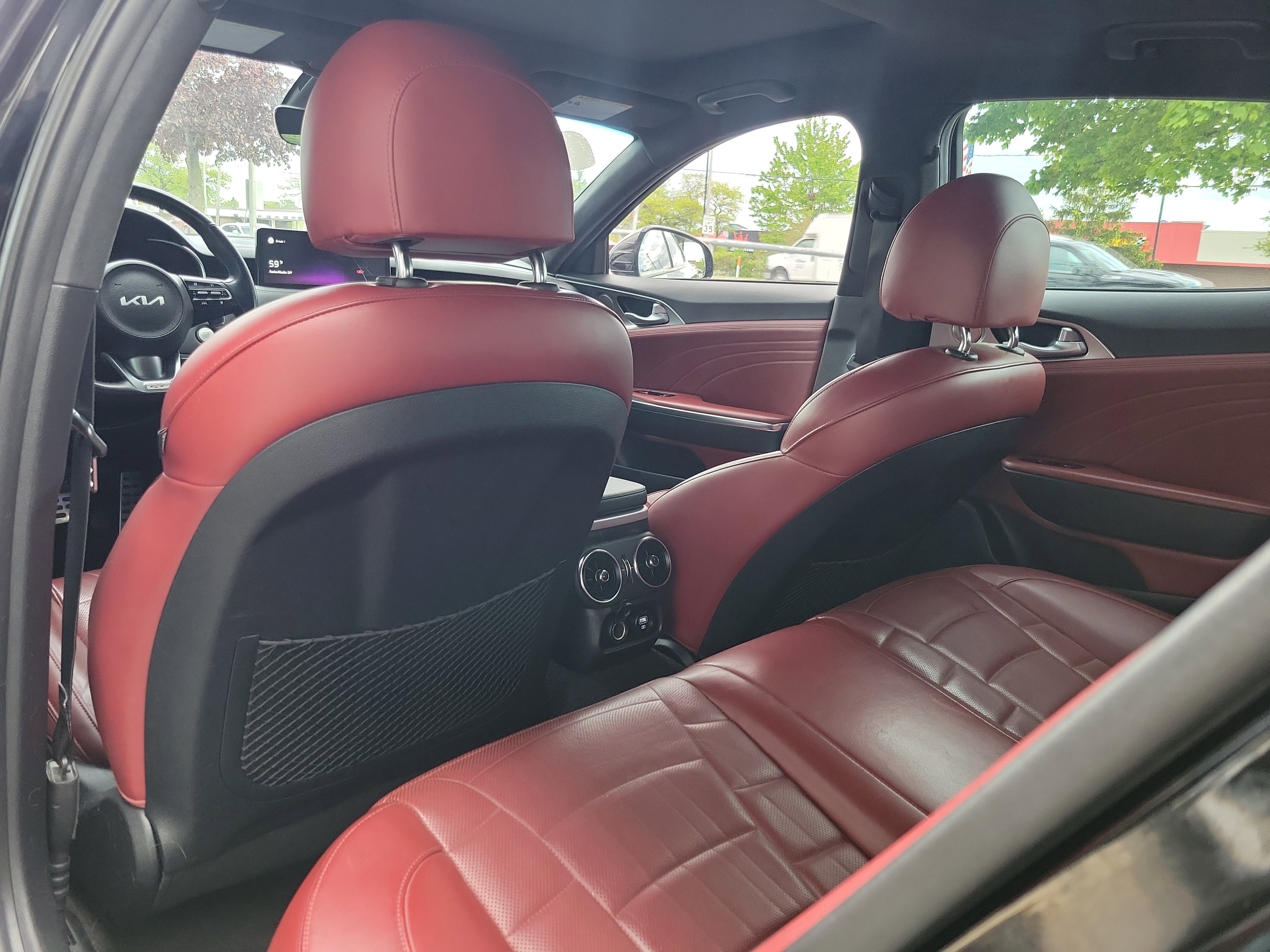 Used 2022  Kia GT2 image 10