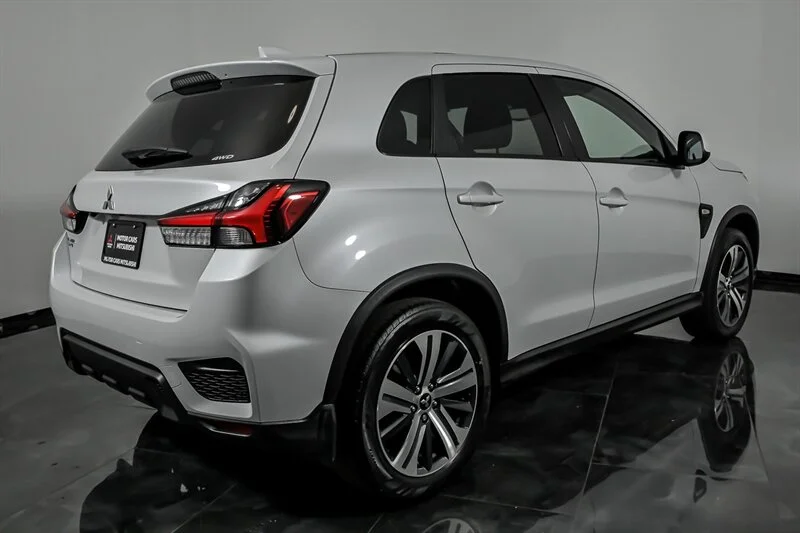 2022 Mitsubishi Outlander Sport ES - Photo 9
