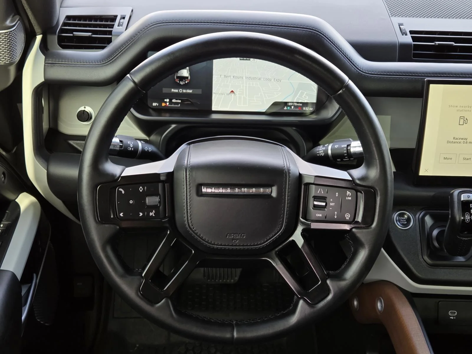 Used 2022 Carpathian Grey Premium Metallic Land Rover X-Dynamic image 19