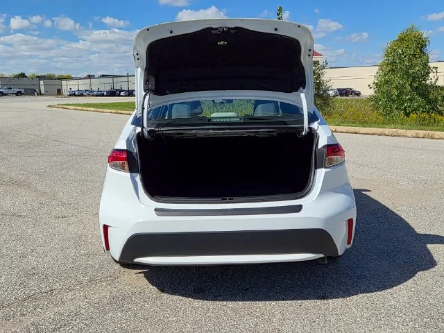 Certified Used 2022 White Toyota LE image 11