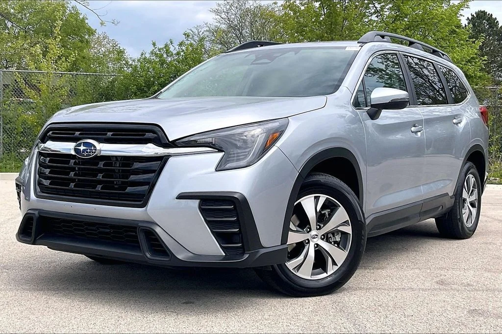 Used 2023 Silver Subaru Premium image 12