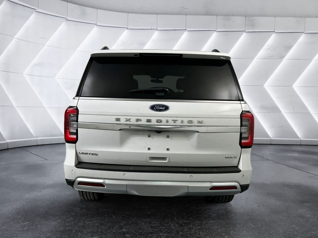 Used 2024 White Ford Limited image 5