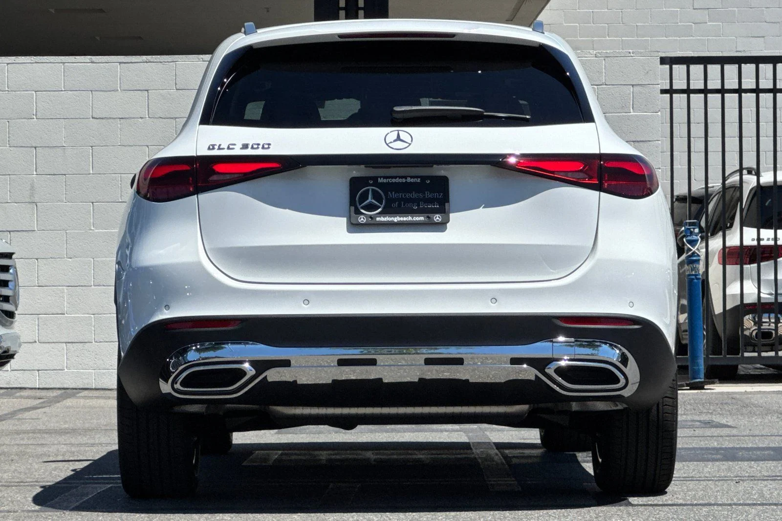 New 2027 Polar White Mercedes-Benz GLC 300 image 5