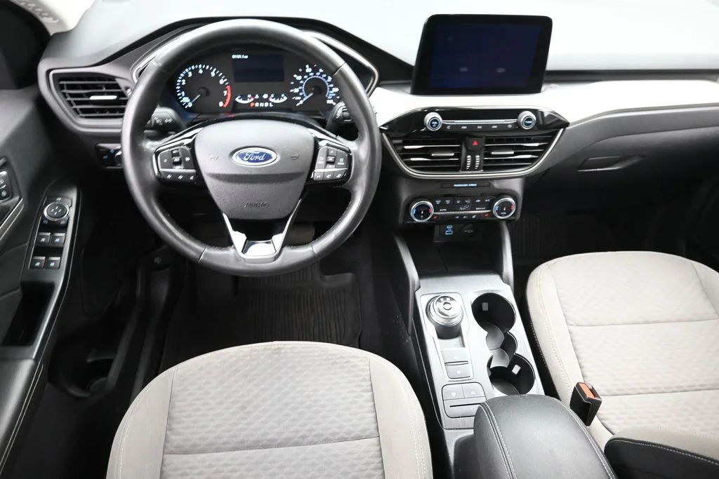 Used 2022 Black Ford SE image 15
