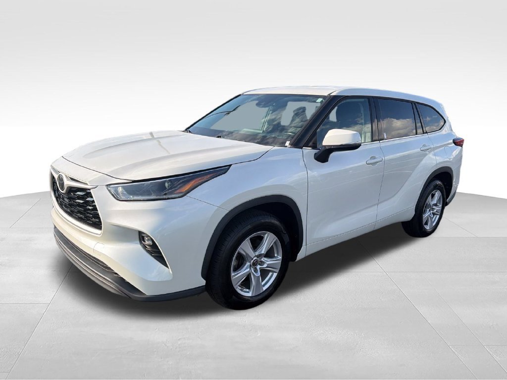 Used 2021 White Toyota LE image 1