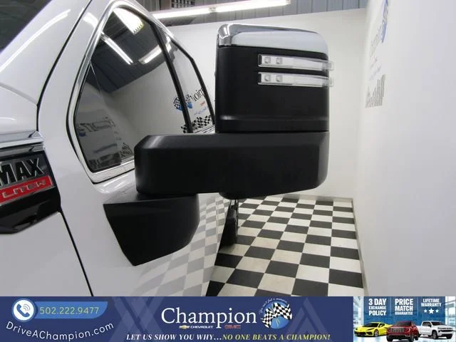 Used 2024 White Frost Tricoat GMC Denali image 20
