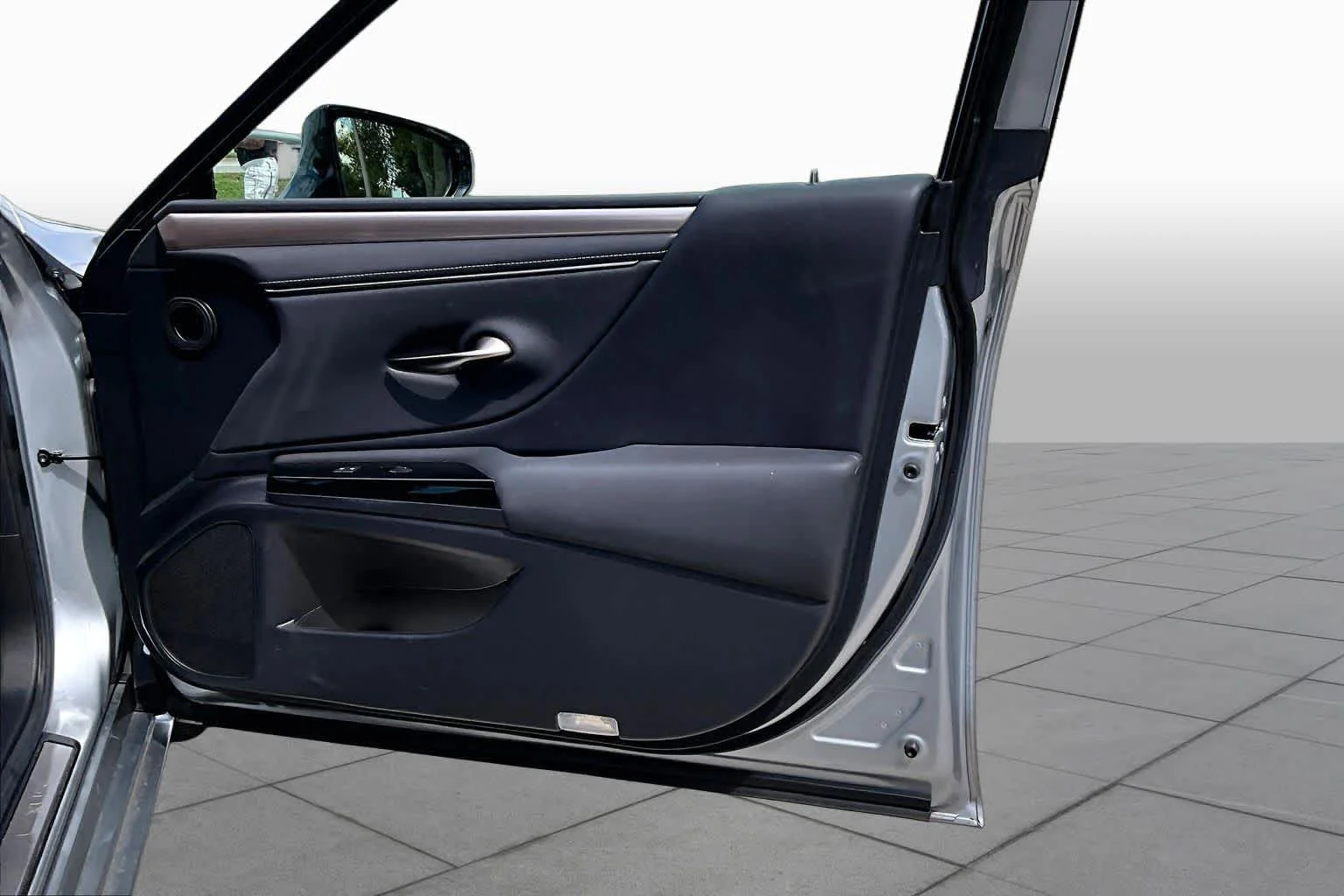 Used 2023 Iridium Lexus F SPORT Handling image 27