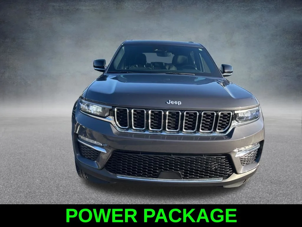 Used 2024 Gray Jeep Limited image 9