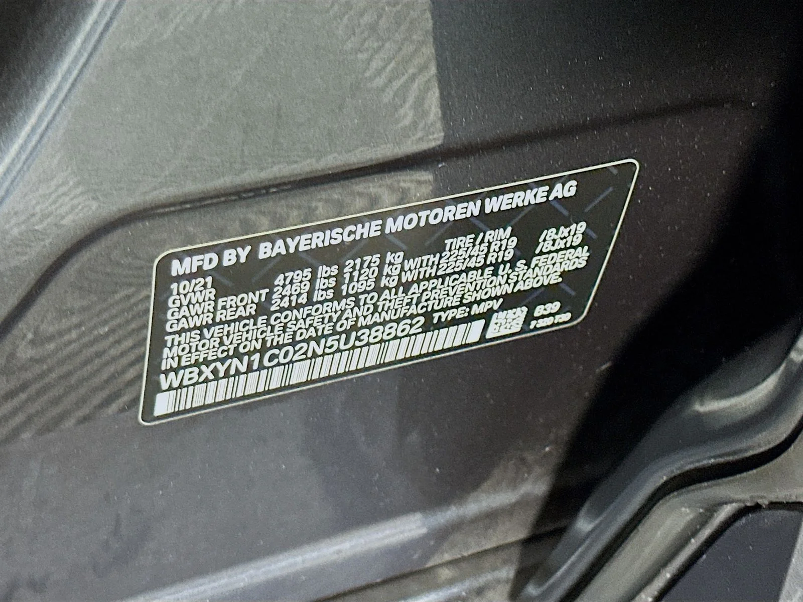 Used 2022 Mineral Grey Metallic BMW M35i image 32