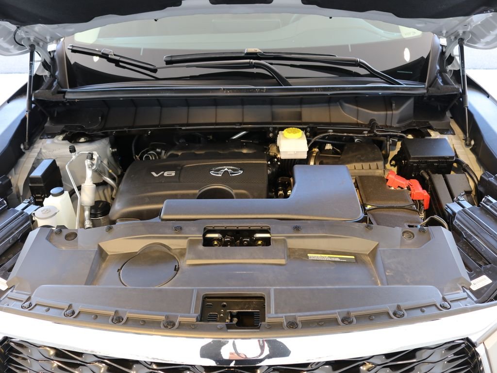 Certified Used 2023 Silver INFINITI LUXE image 52