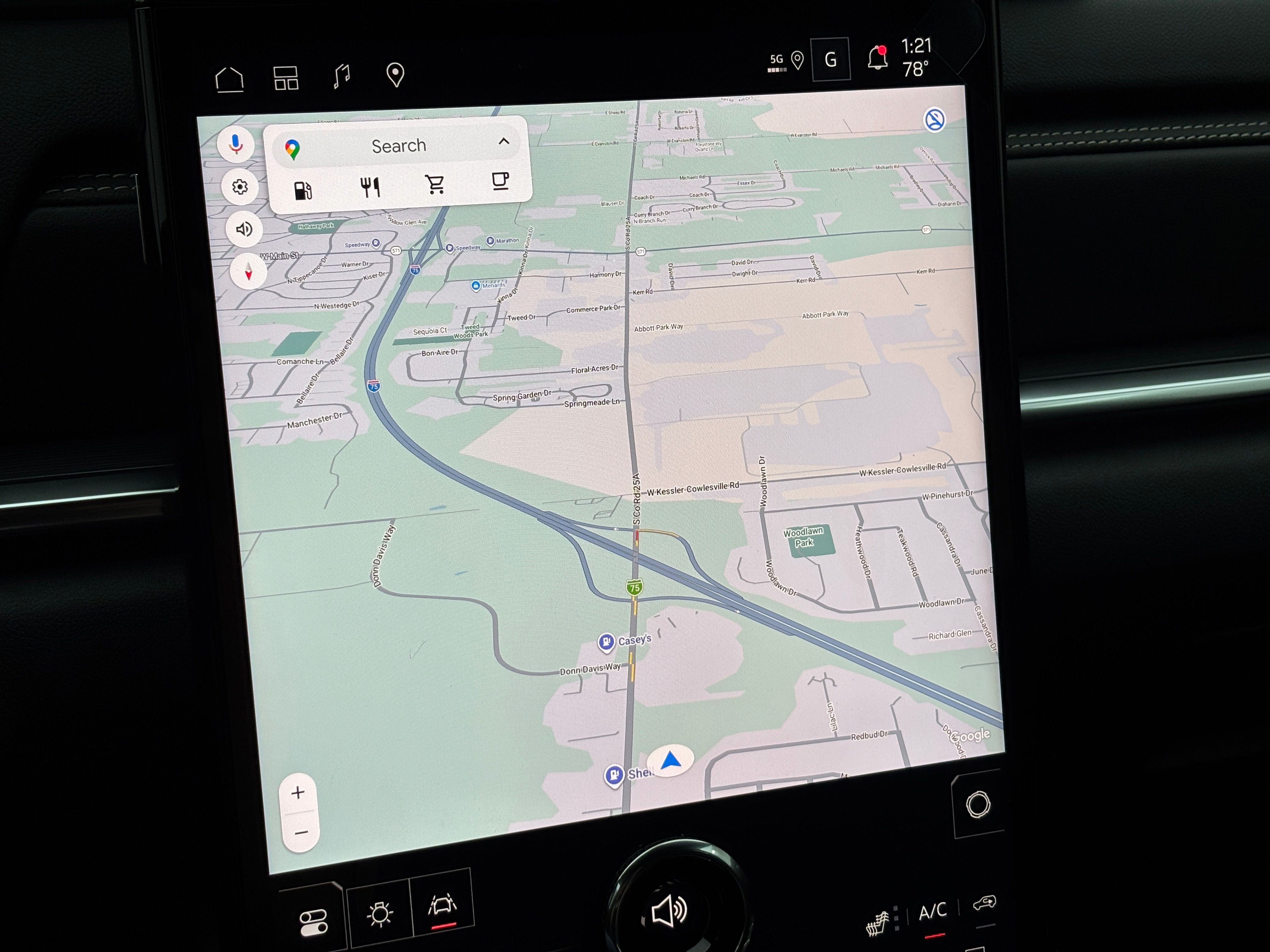 New 2027 Summit White GMC Elevation image 25