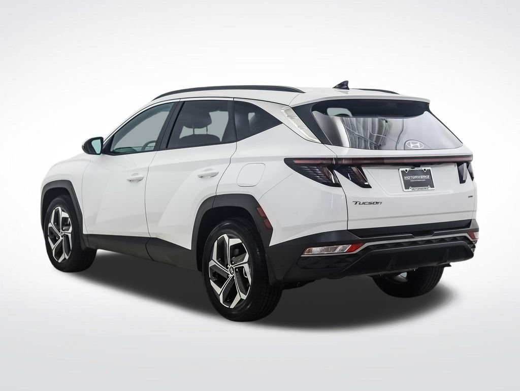 Used 2023 White Pearl Hyundai SEL image 3
