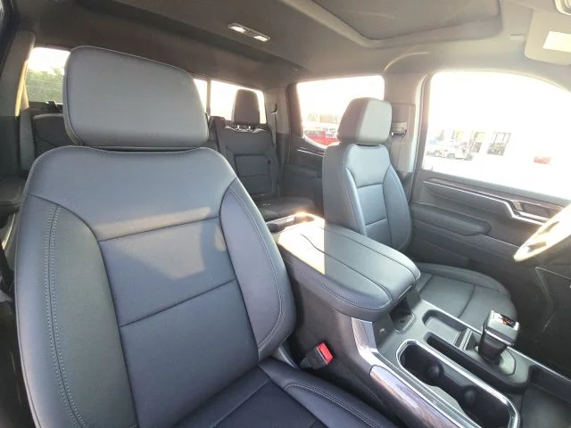 Used 2026 Gray Chevrolet LTZ image 21