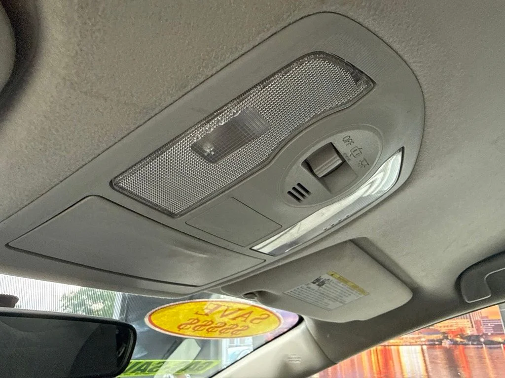 Used 2014 Gray Toyota Three image 14