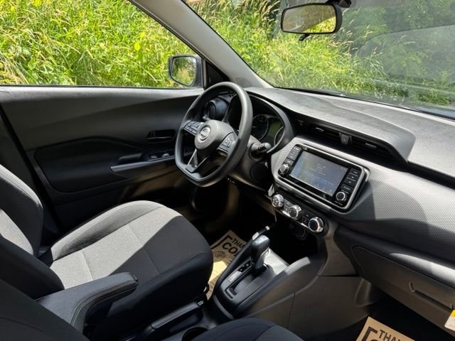 2025 Nissan KICKS PLAY Base - Photo 19