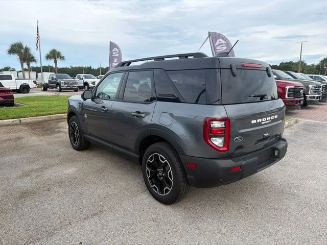 Used 2025 Gray Ford Outer Banks image 7