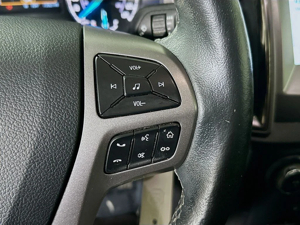 Used 2023 Gray Ford XLT image 17