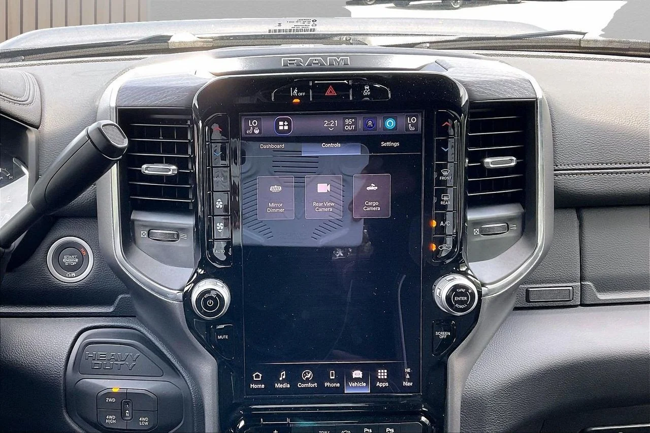 2026 RAM 2500 Laramie - Photo 12