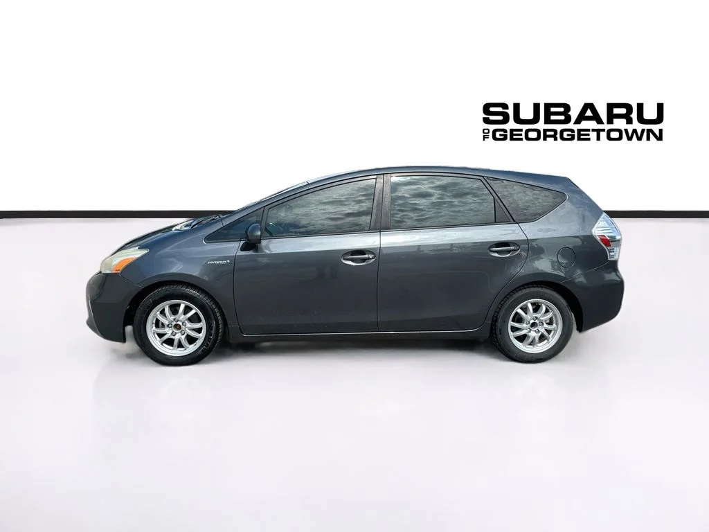 Used 2014 Gray Toyota Three image 4