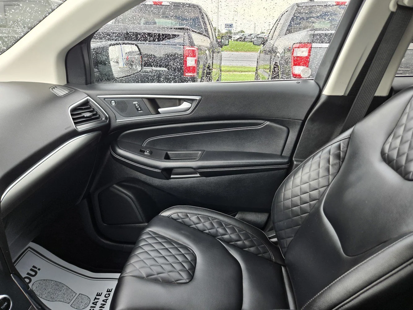 Used 2023 Agate Black Ford Titanium image 16