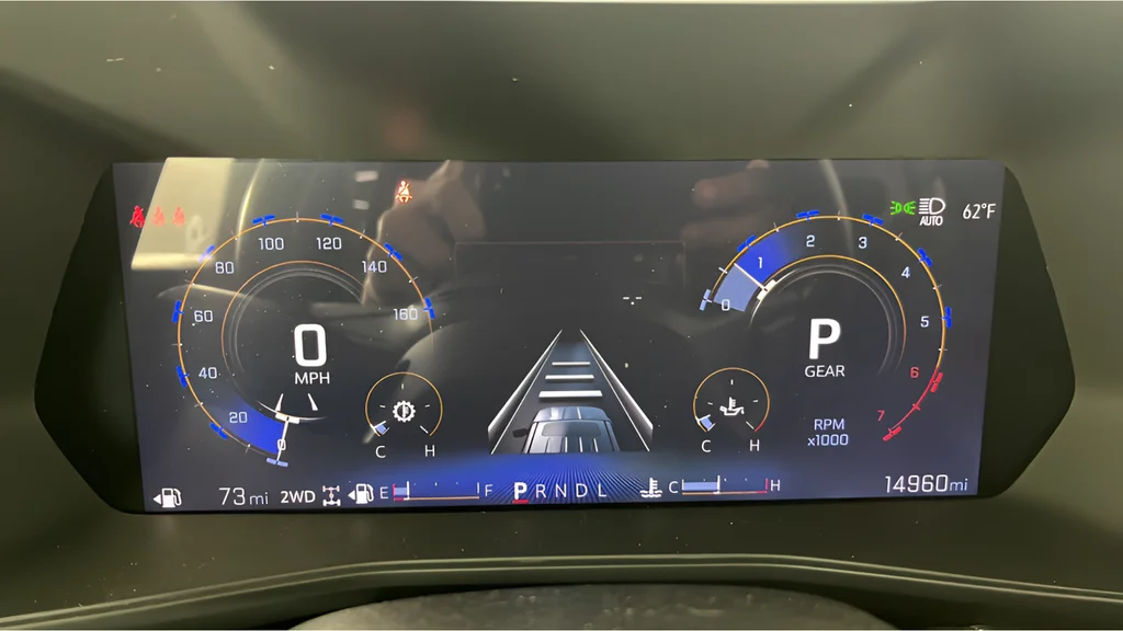 Used 2025 Gray Chevrolet Trail Boss image 24