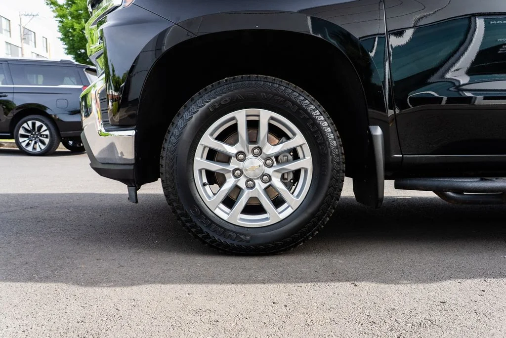 Used 2020 Black Chevrolet LT image 7