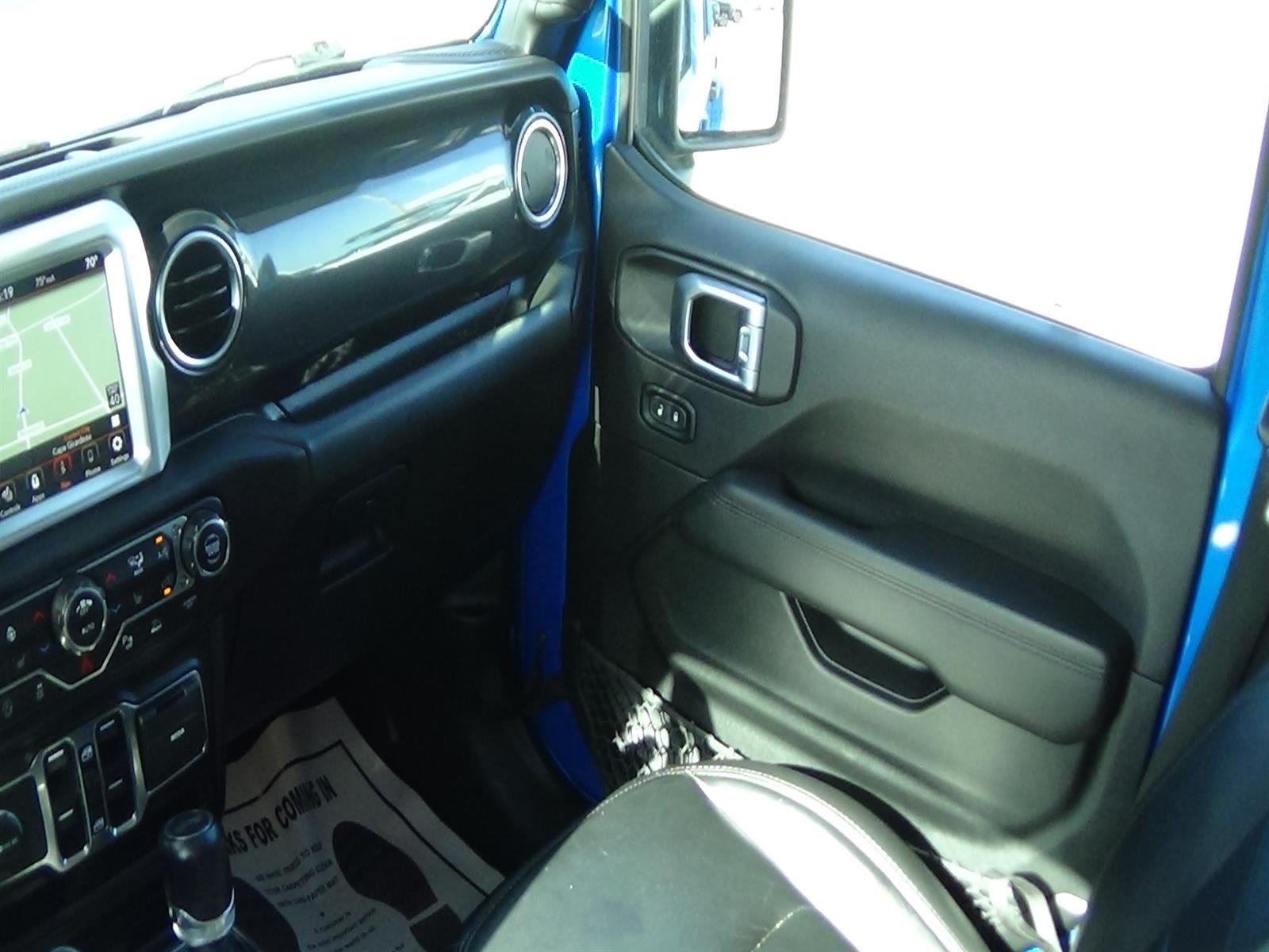 Certified Used 2021 Hydro Blue Pearl Coat (pbj) Jeep Sahara Altitude image 14