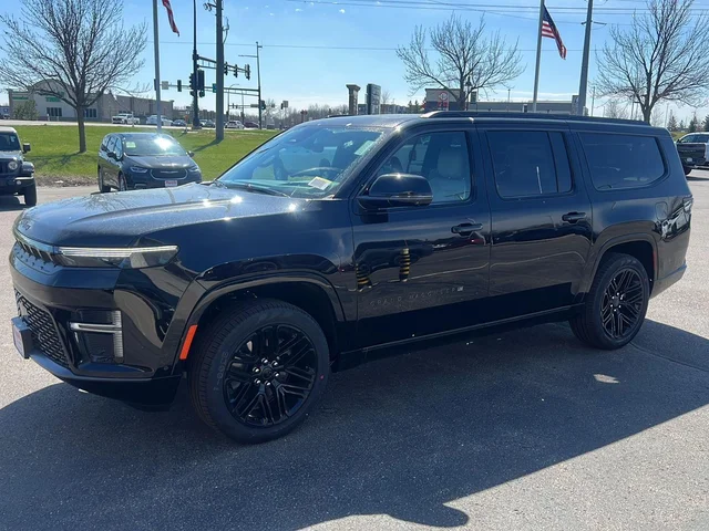 2026 Jeep Grand Wagoneer Limited Reserve