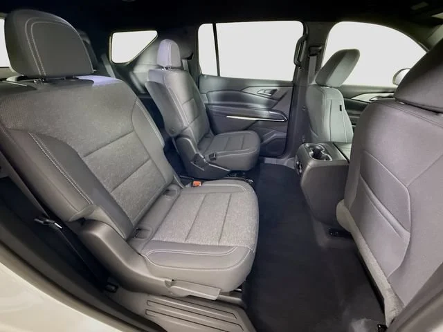 New 2026 Summit White Chevrolet LT image 27