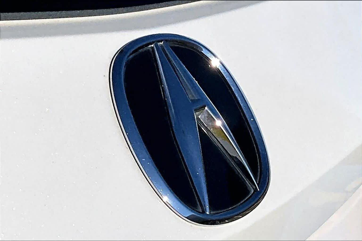 Used 2023 Platinum White Pearl Acura w/Technology Package image 31