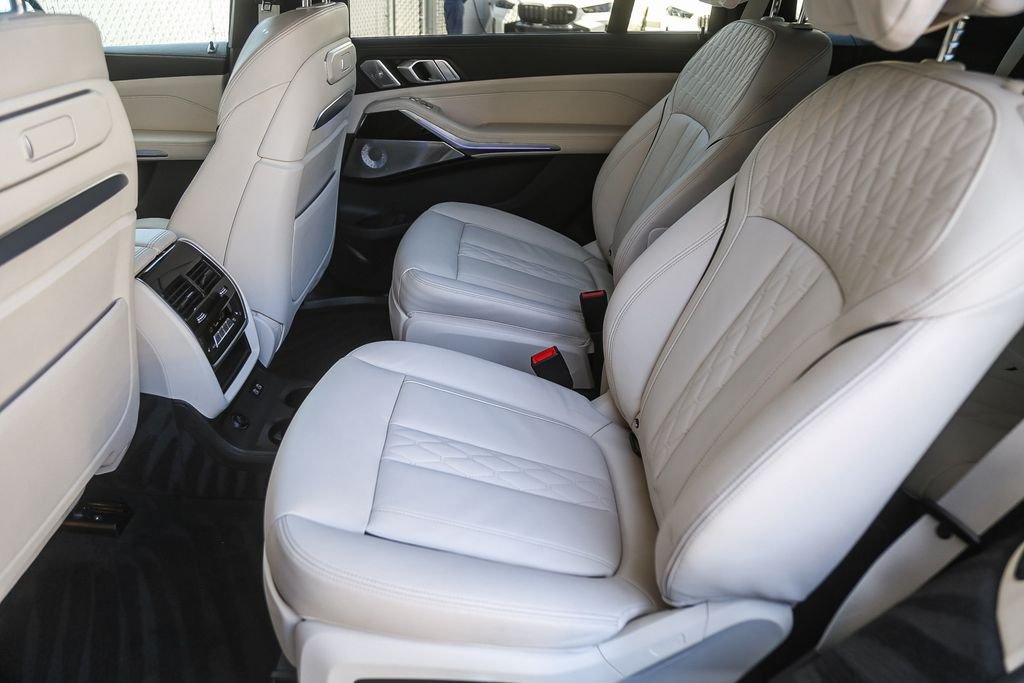 Used 2025 ALPINA Blue Metallic BMW ALPINA XB7 image 16