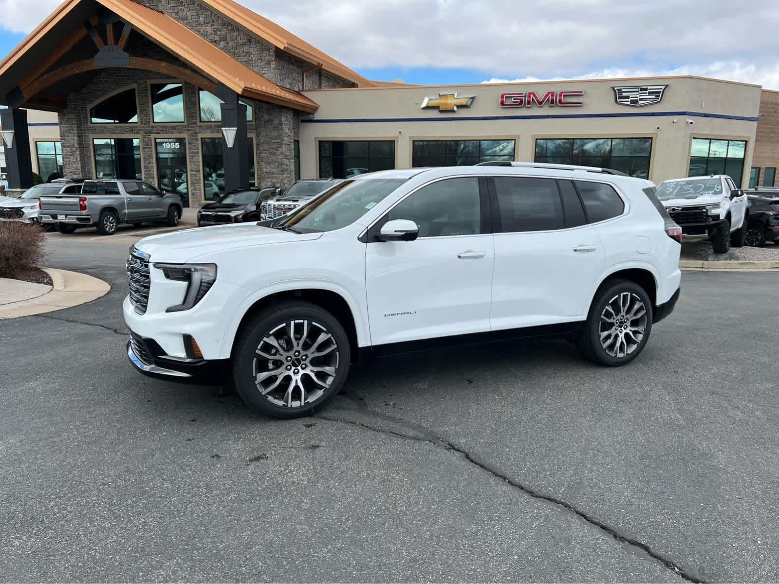 2026 GMC Acadia Denali Ultimate AWD's photo