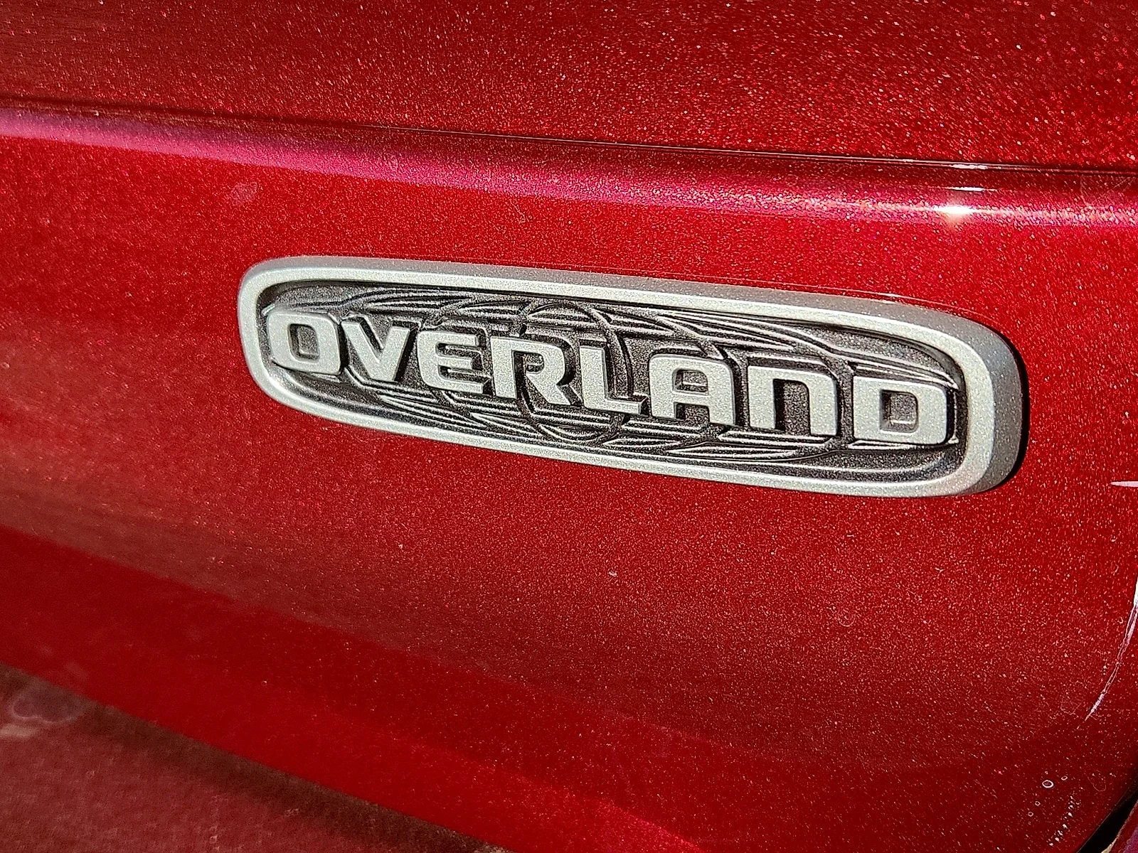 New 2025 Red Jeep L OVERLAND 4X4 image 9