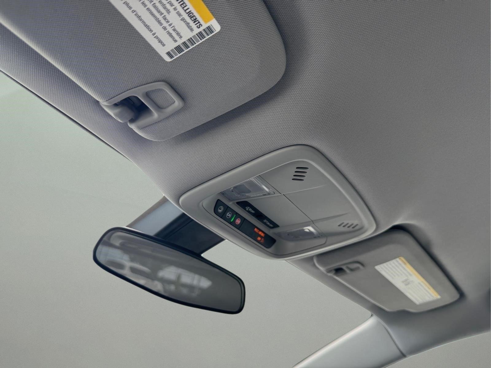 Used 2020 Summit White Chevrolet LS image 28