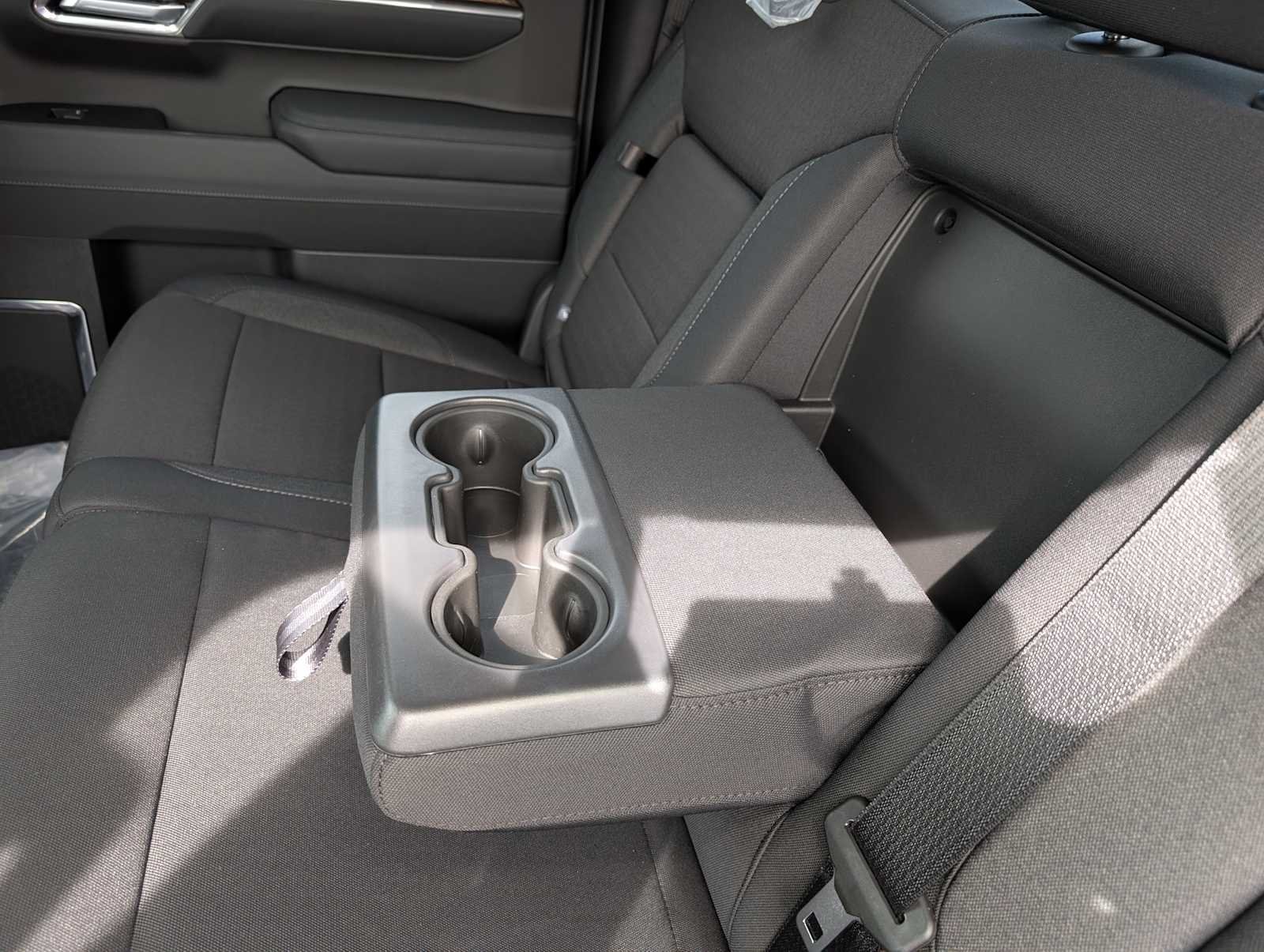 New 2026 Sterling Metallic GMC Elevation image 18