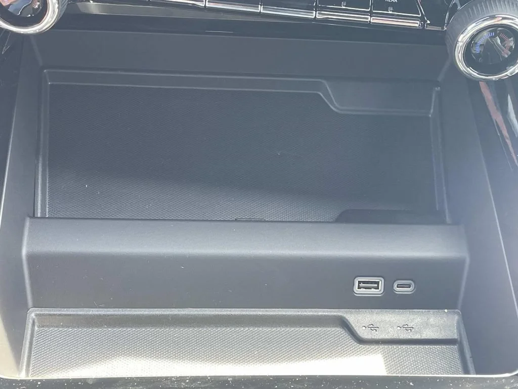 2026 Chevrolet Tahoe LS - Photo 19