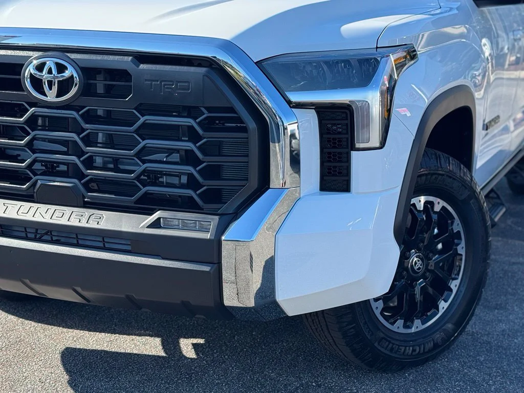 New 2026 Ice Cap Toyota SR5 image 5