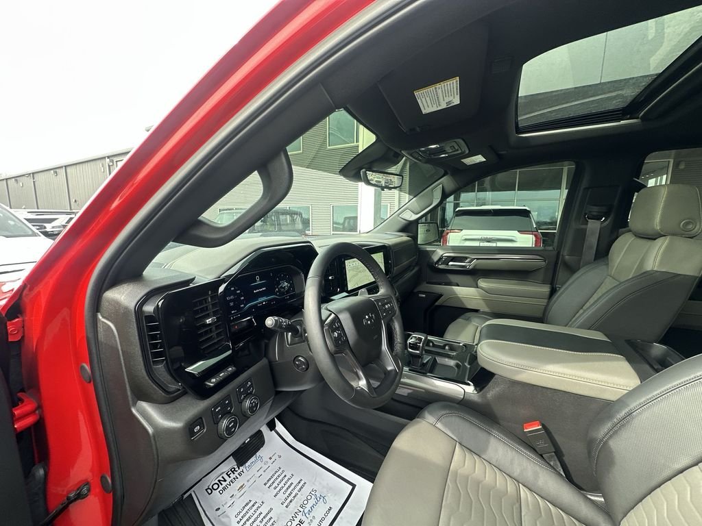 Used 2025 Red Chevrolet ZR2 image 10