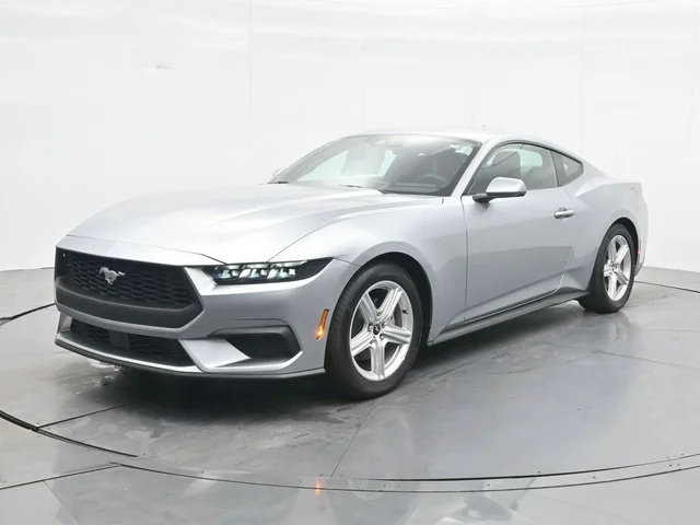 2026 Ford Mustang EcoBoost Fastback's photo