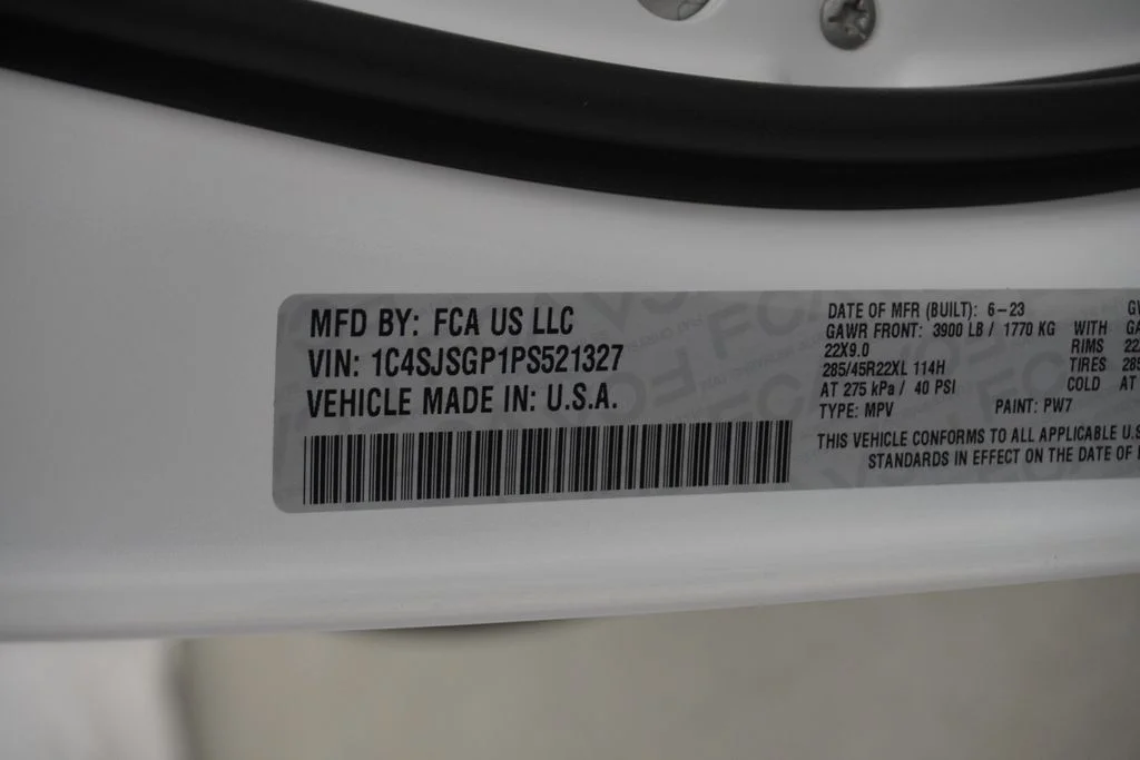 Used 2023 White Jeep Series III image 56