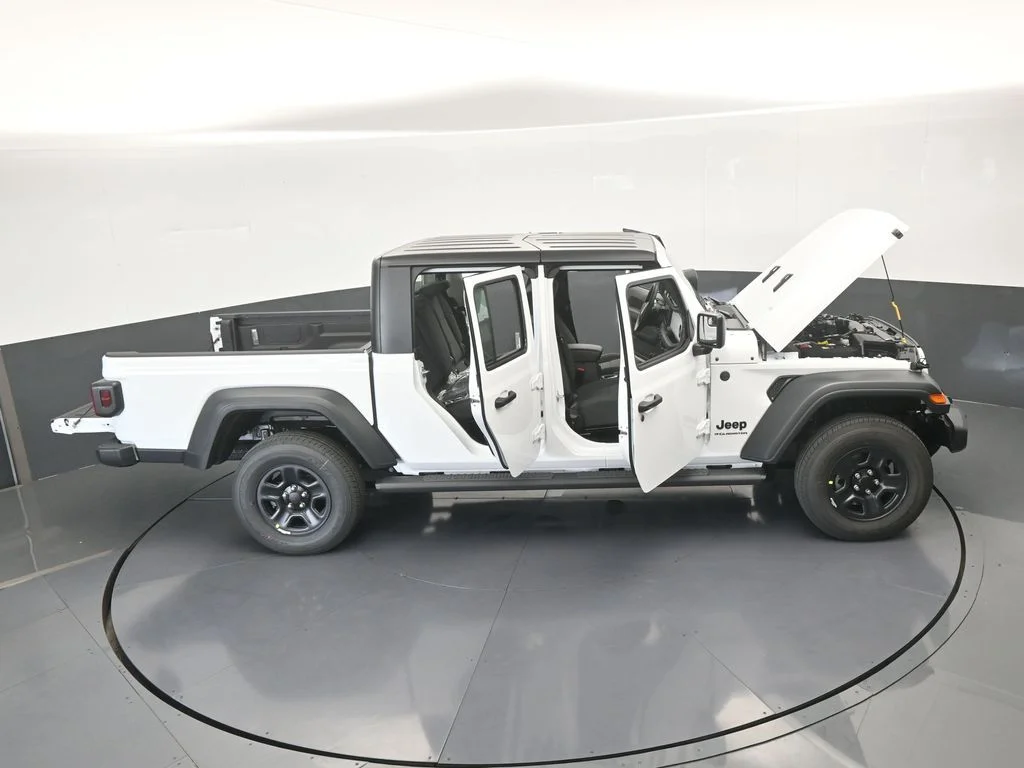 New 2026 Bright White Clear-Coat Exterior Paint Jeep Sport image 60