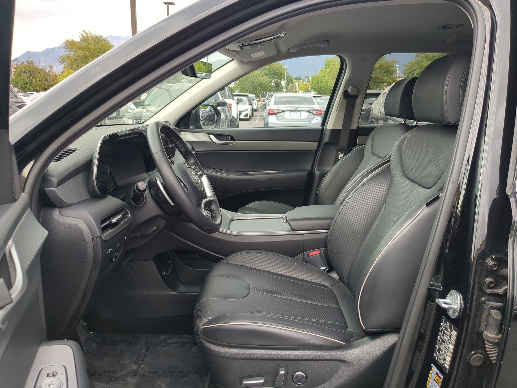 Used 2025 Abyss Black Pearl Hyundai SEL image 15